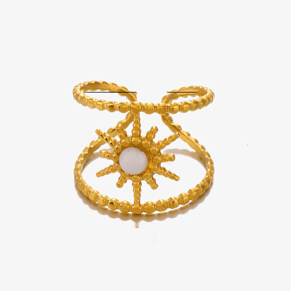 Minimalist Shell Flower Wrap Ring in PVD Gold Plated Stainless Steel