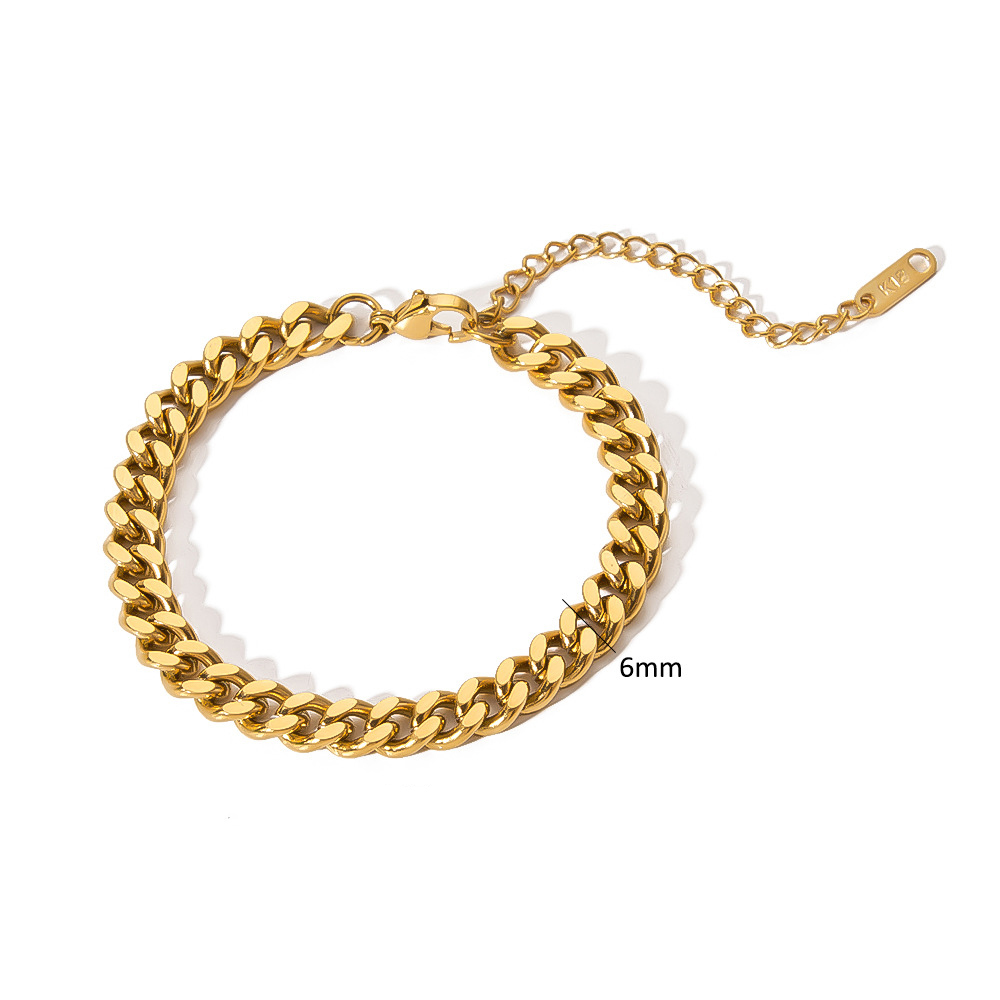 Classic Cuban Chain Bracelet in Gold Plated Stainless Steel