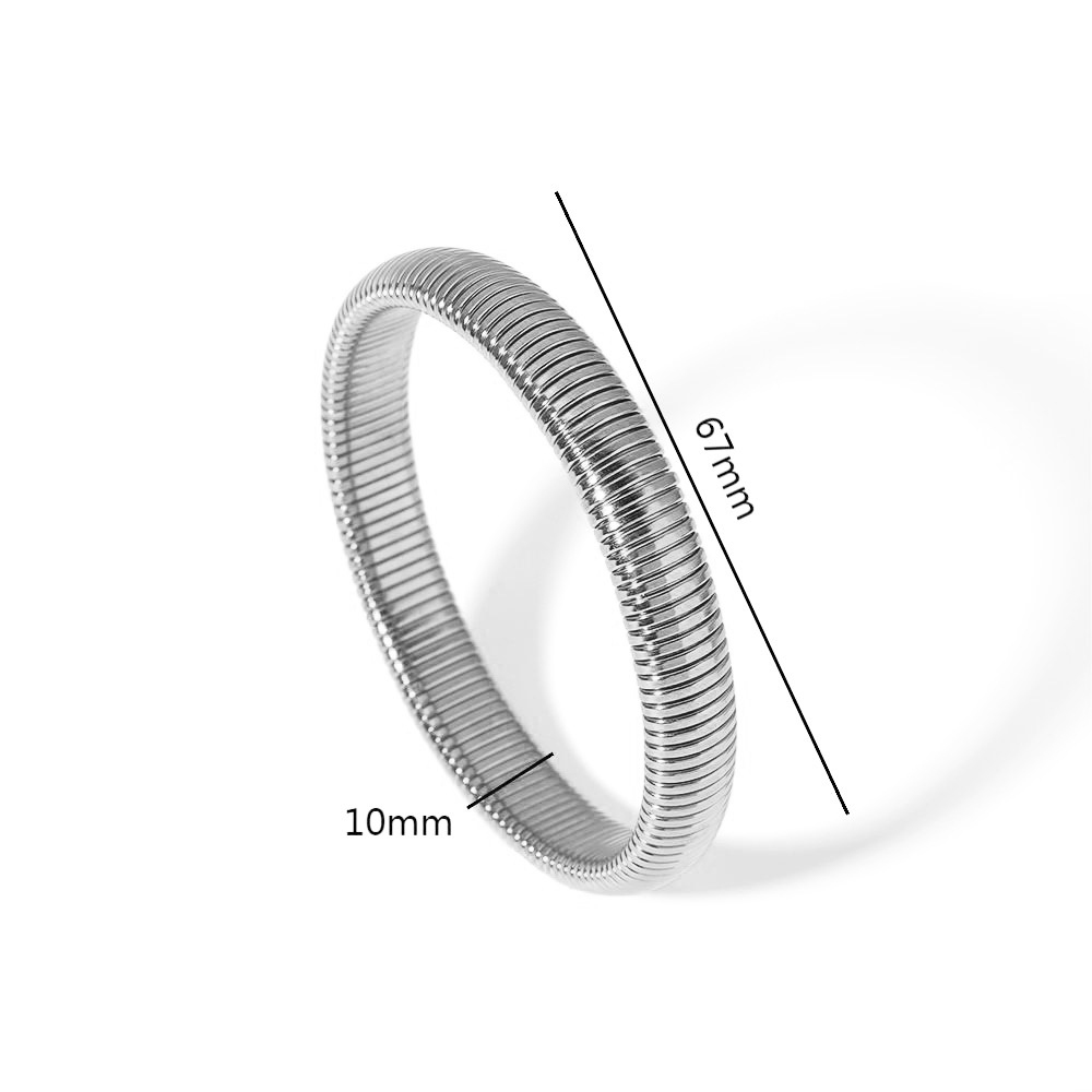 Minimalistic 18K Gold Plated Stainless Steel Stretch Bangle