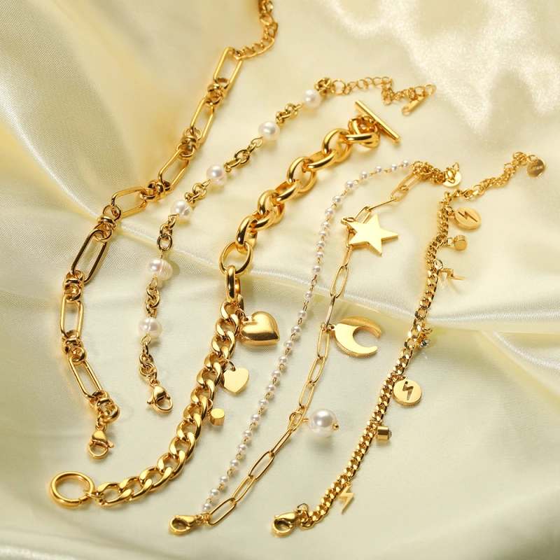 Glossy 18k Gold Stainless Steel Charm Bracelet PVD Plated