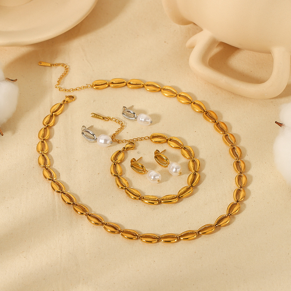 Stainless Steel Hollowed Shell 18K Gold Bracelet