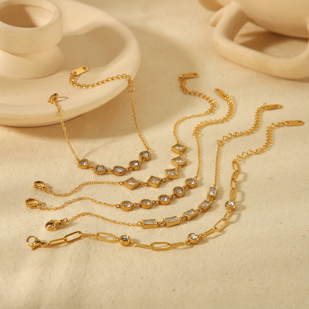 Stylish 18K Gold Plated Stainless Steel with Three Zirconias