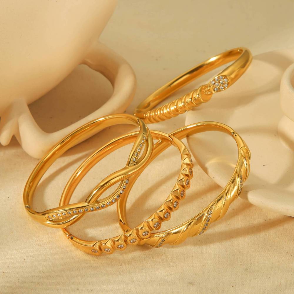 Waterproof 316L Stainless Steel Bangle with White Rhinestones