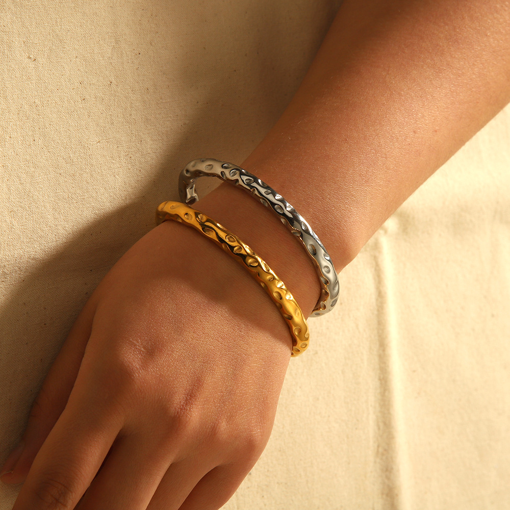 Stainless Steel for Irregular Hammered Open Bangle