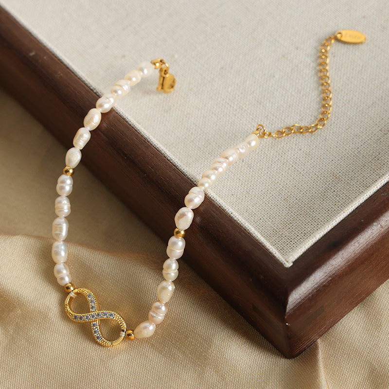 18K Gold Plated Vintage Figure of 8 Charm & Natural Pearl Beaded Bracelet