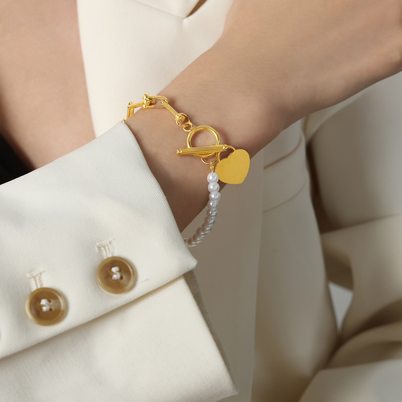 Glossy Shell Bead Heart Pendant 18k Gold U-Chain Bracelet (color in gold or silver)