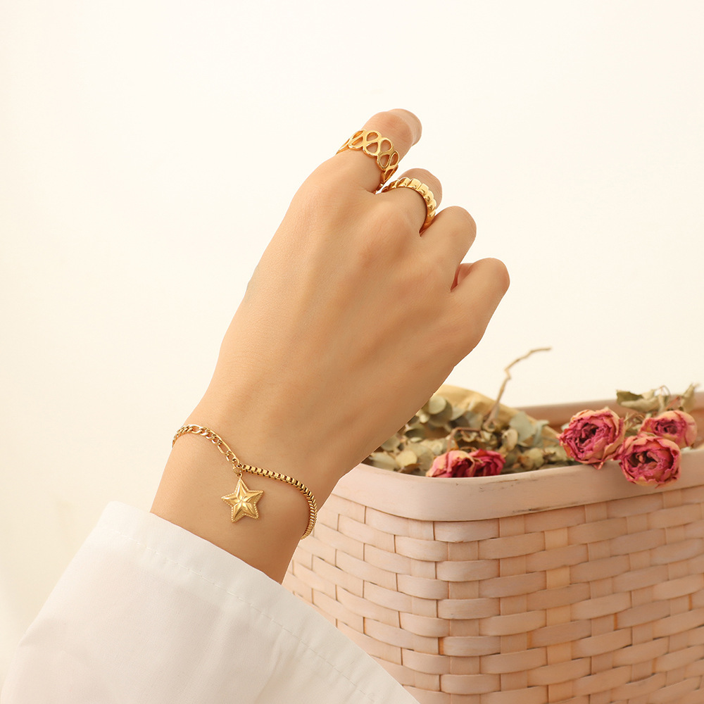 PVD Coated Simple Splice Chain with Star Pendant Stainless Steel