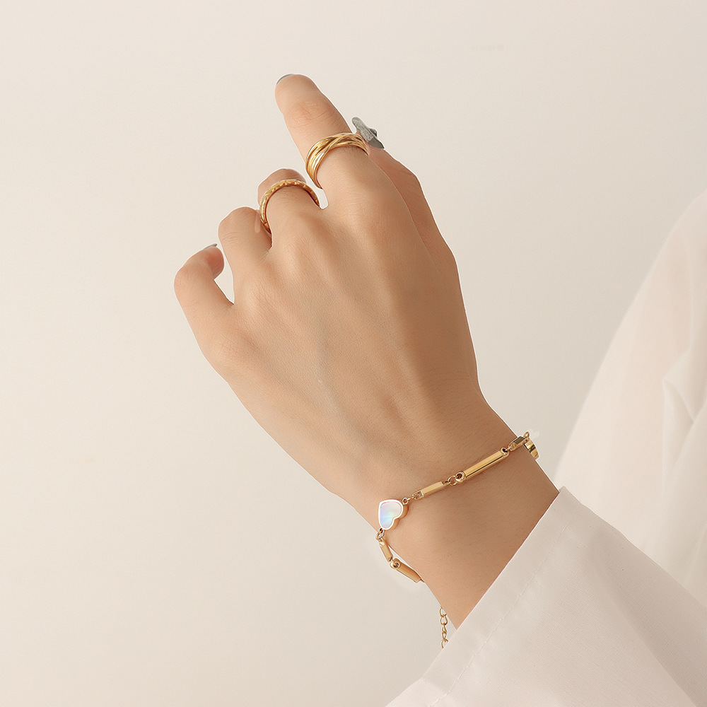 18K Gold Plated White Sea Shell Inlaid Peach Heart Pendant Bamboo Chain Bracelet Stainless Steel