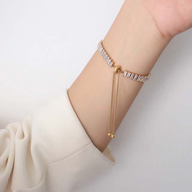 French Stainless Steel 18k Gold with Zirconia Pull-Out Clasp Bracelet