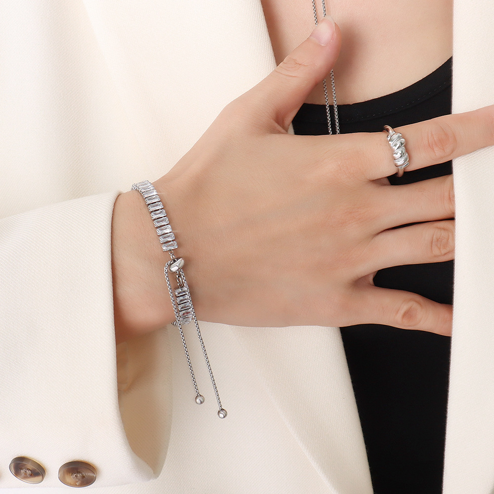 French Stainless Steel 18k Gold with Zirconia Pull-Out Clasp Bracelet