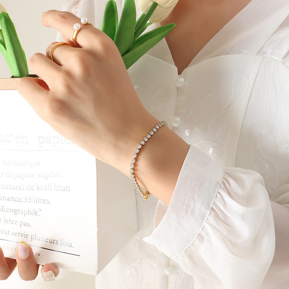 Fashion Stainless Steel Bracelet with Claw Catch Colorful Zircons