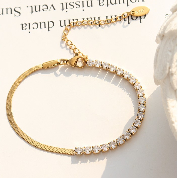 Personalized 18K Gold Plated Herringbone Spliced Zircons Bracelet Stainless Steel