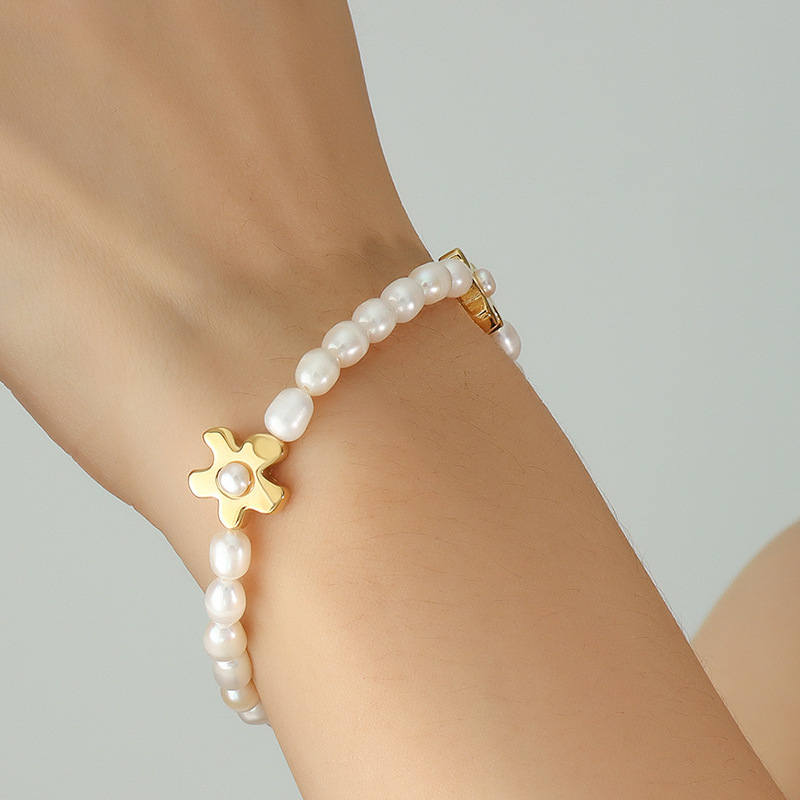 French Flower Pendant Irregular Oval Freshwater Pearl Bracelet Stainless Steel