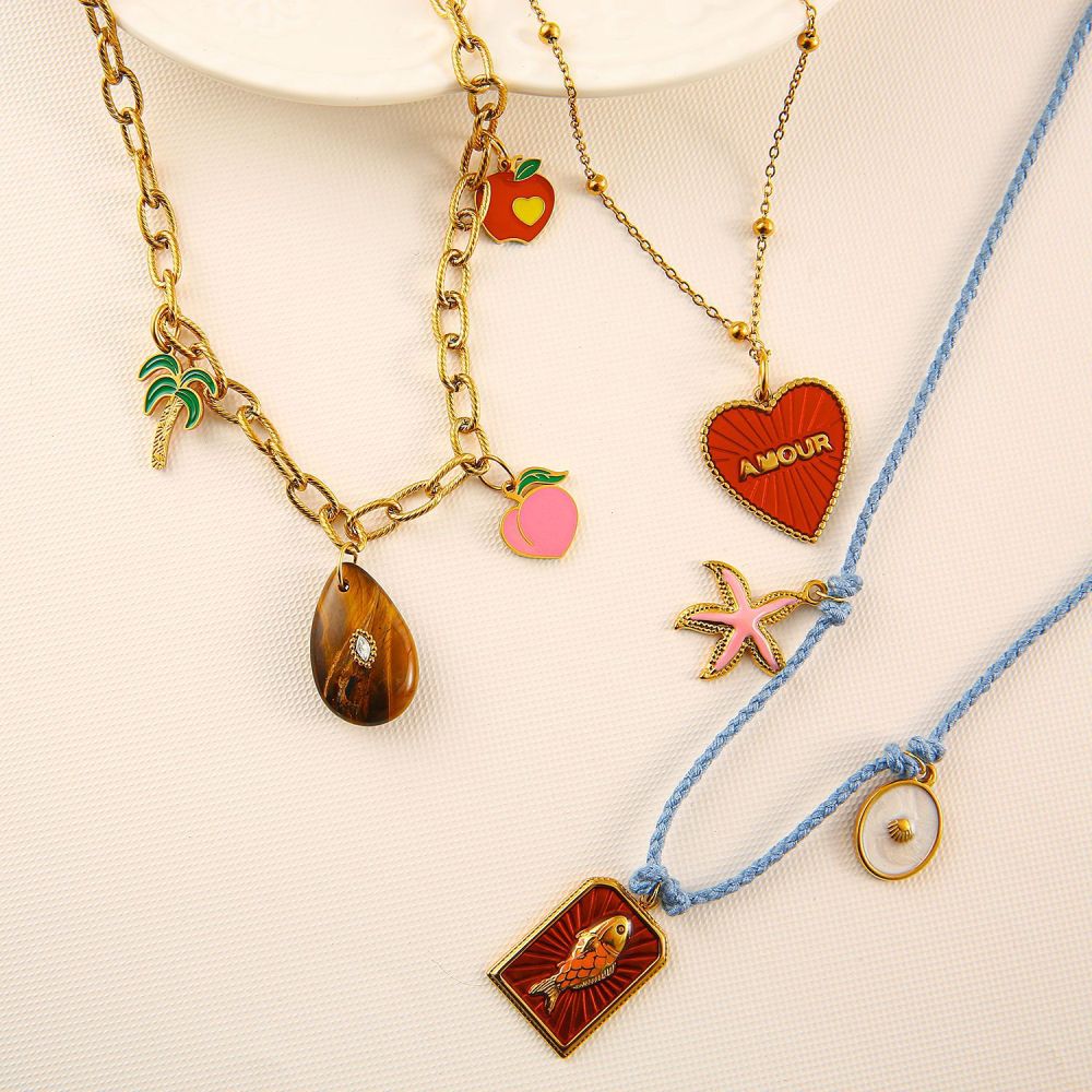 Ethnic wave pendant ruby mixed with seed beads necklace