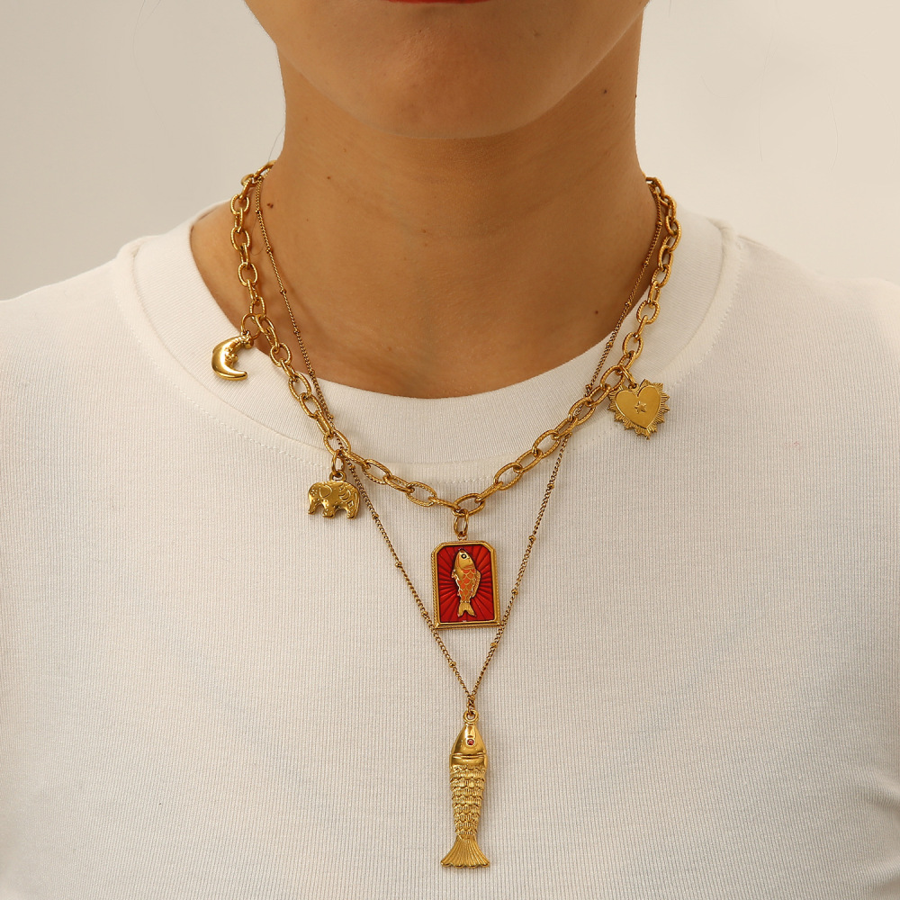 Ethnic wave pendant ruby mixed with seed beads necklace