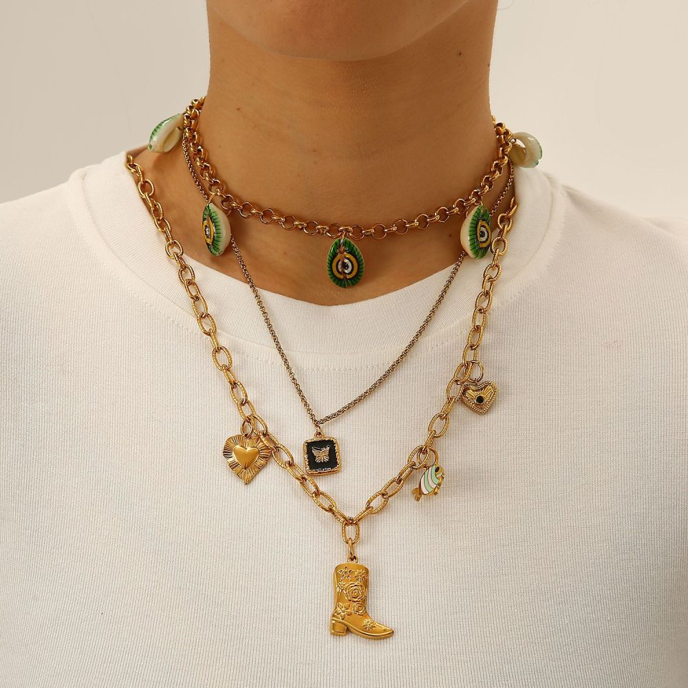Ethnic wave pendant ruby mixed with seed beads necklace