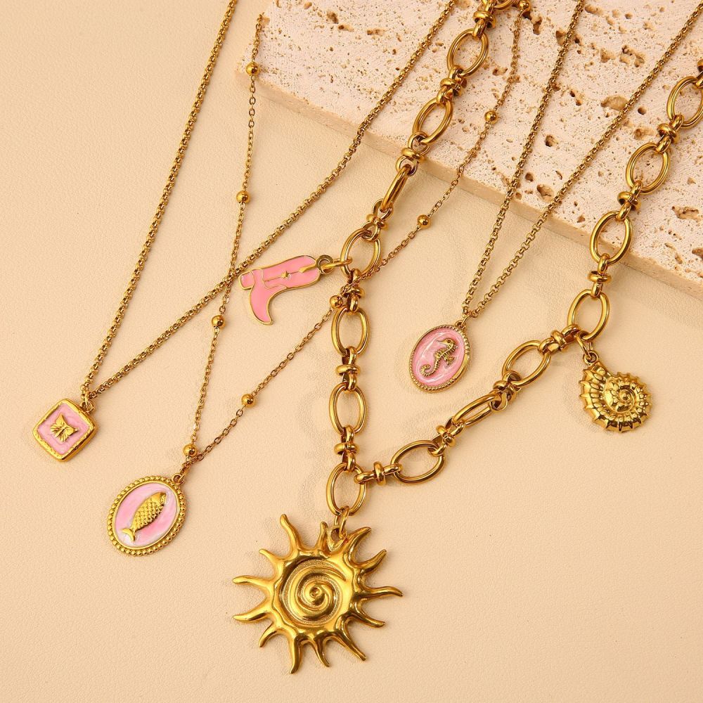 French Heart Pearl Pendant Necklace Stainless Steel in 18K Gold