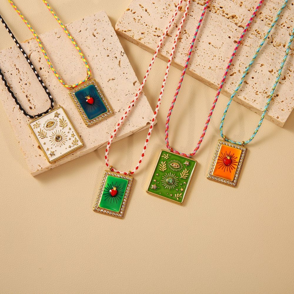 Ethnic wave pendant ruby mixed with seed beads necklace