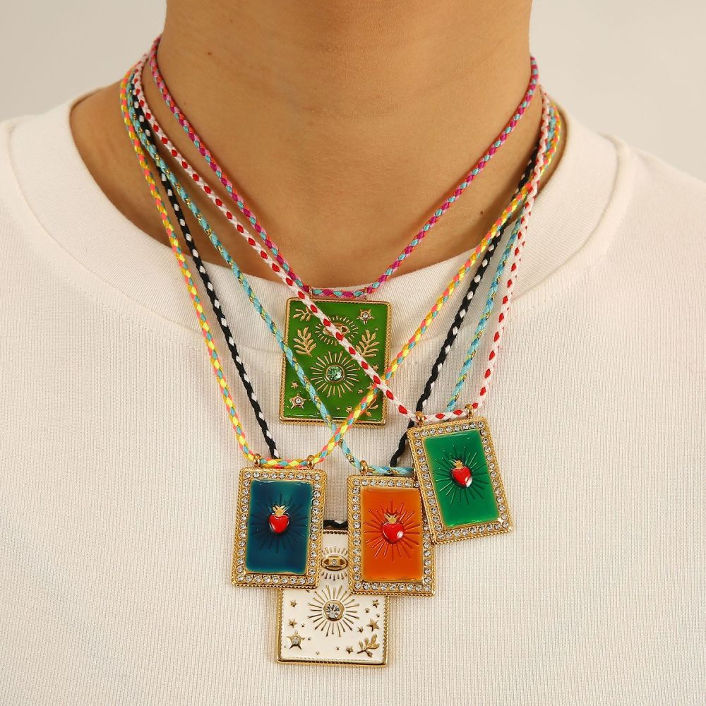 Ethnic wave pendant ruby mixed with seed beads necklace