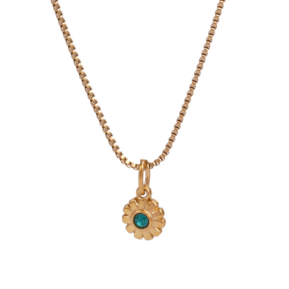 French Heart Pearl Pendant Necklace Stainless Steel in 18K Gold