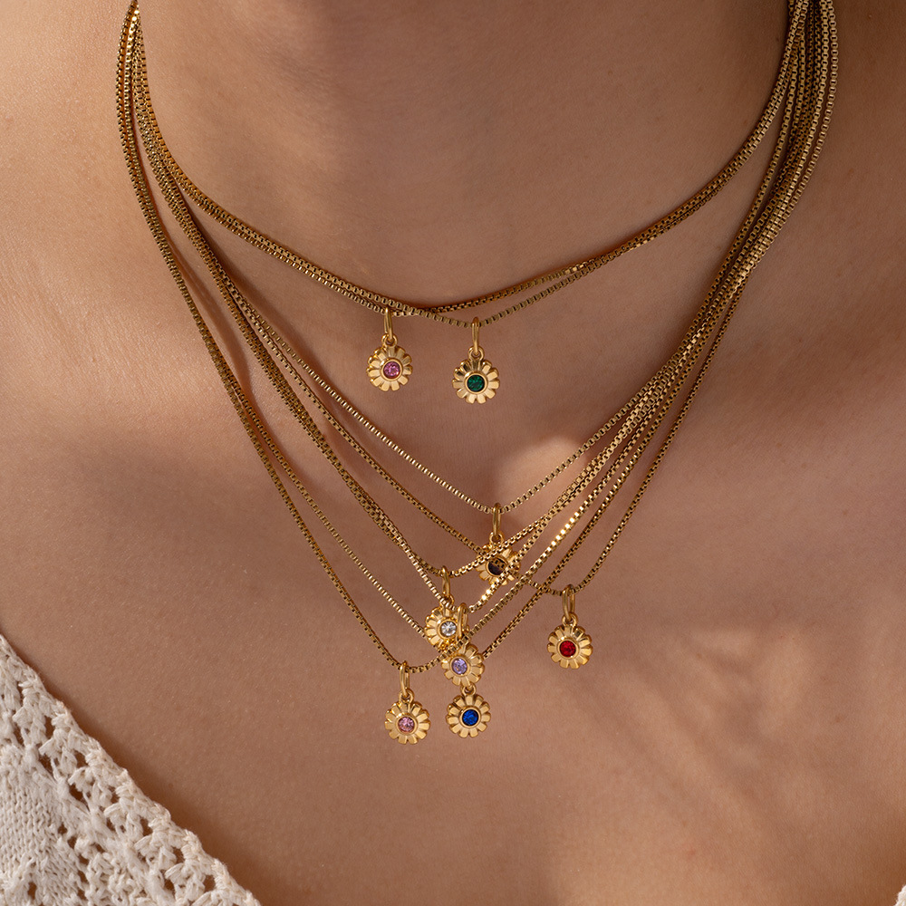 French Heart Pearl Pendant Necklace Stainless Steel in 18K Gold