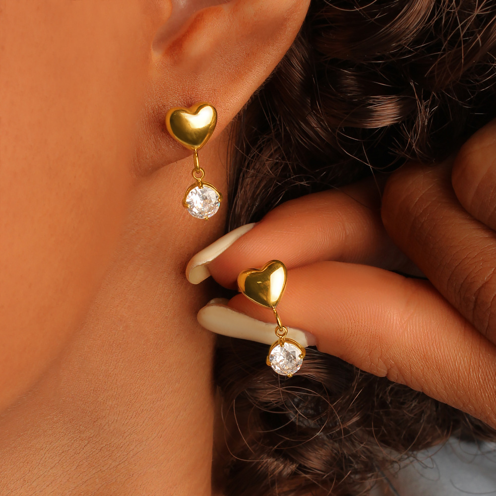 PVD Coating Heart Shape Earrings with A Cubic Zirconia Stone In Stainless Steel