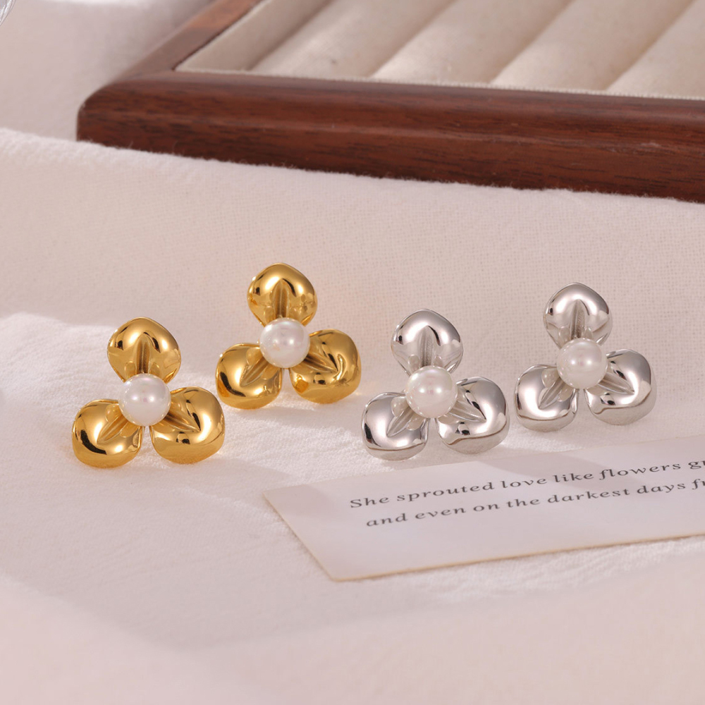 PVD 14K Gold Plated Stainless Steel Pearl Flower Stud Earrings with Polished Finish