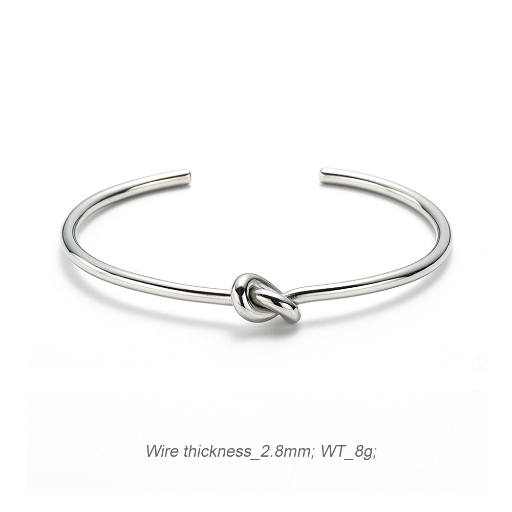 Timeless Knot Cuff Bracelet In Durable Stainless Steel With PVD-coating