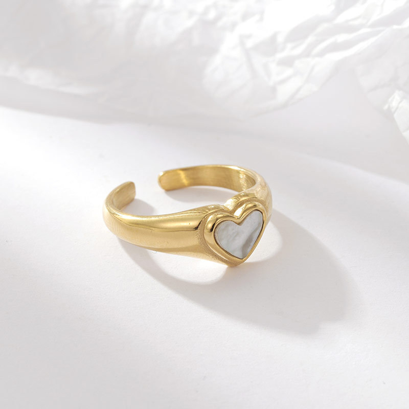 Shell Pearl Heart Adjustable Ring in Stainless Steel with PVD 14K Gold