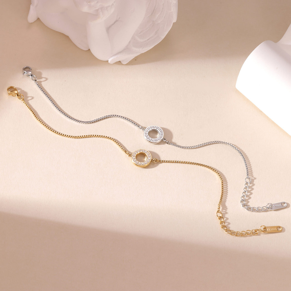Pave CZ Circle Charm Box Chain Bracelet in PVD Stainless Steel 14K Gold
