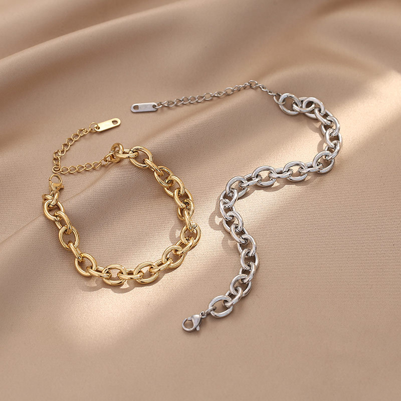 Chunky Oval Link Chain Bracelet in PVD Stainless Steel 14K Gold
