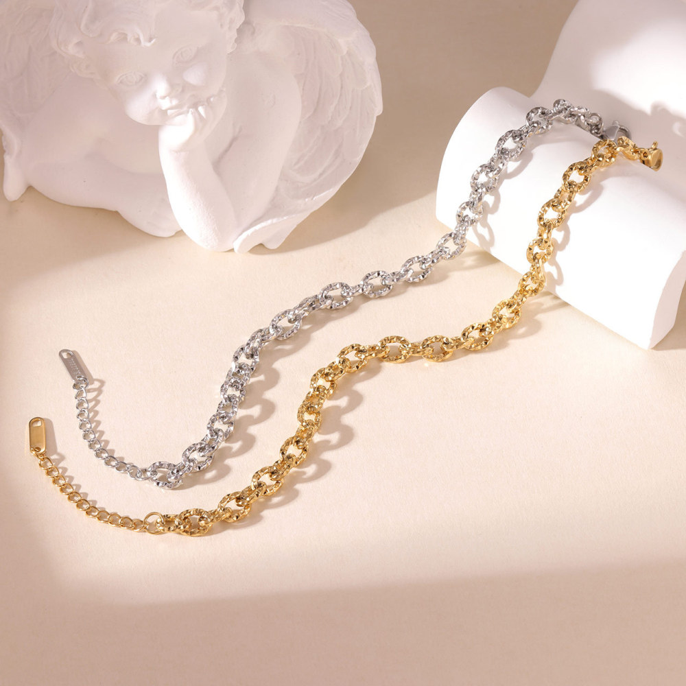 Textured Link Chain Bracelet in PVD Stainless Steel 14K Gold