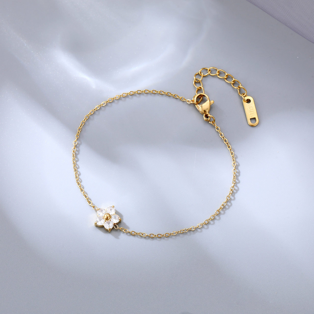 CZ Flower Charm Cable Chain Bracelet in PVD Stainless Steel 14K Gold