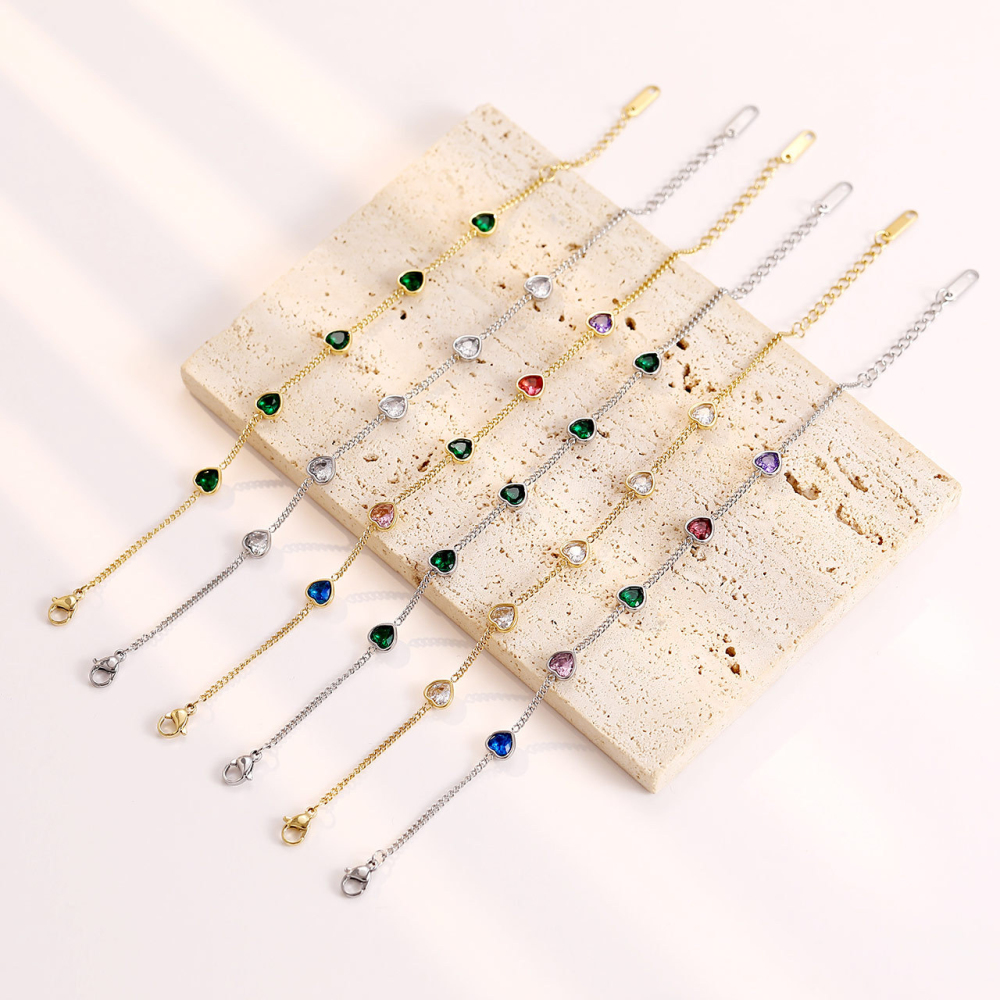 Multicolor Heart-Cut CZ Station Bracelet in PVD Stainless Steel 14K Gold