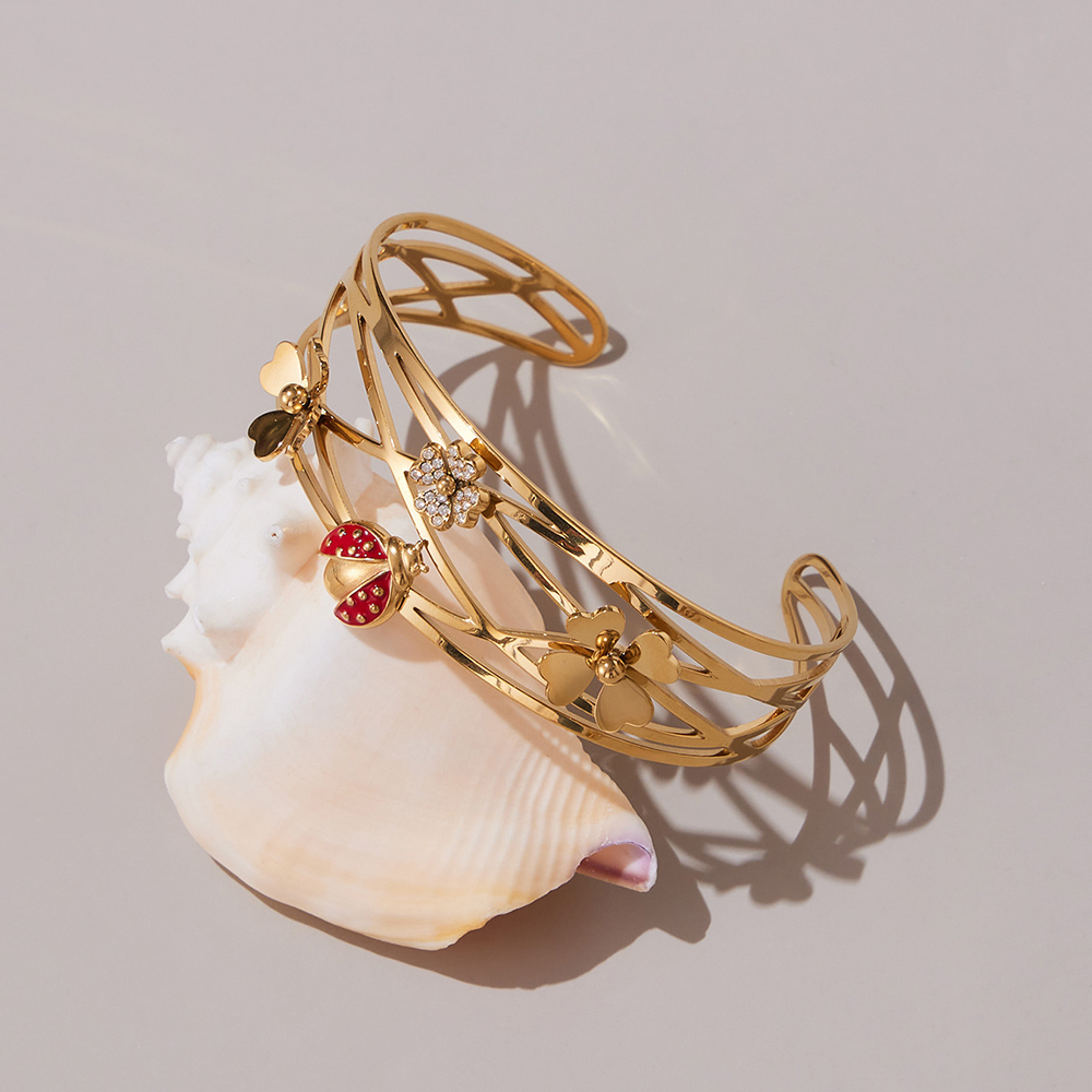 Garden / Sea Ellements Cuff Bracelet In 18K Gold Plated Stainless Steel