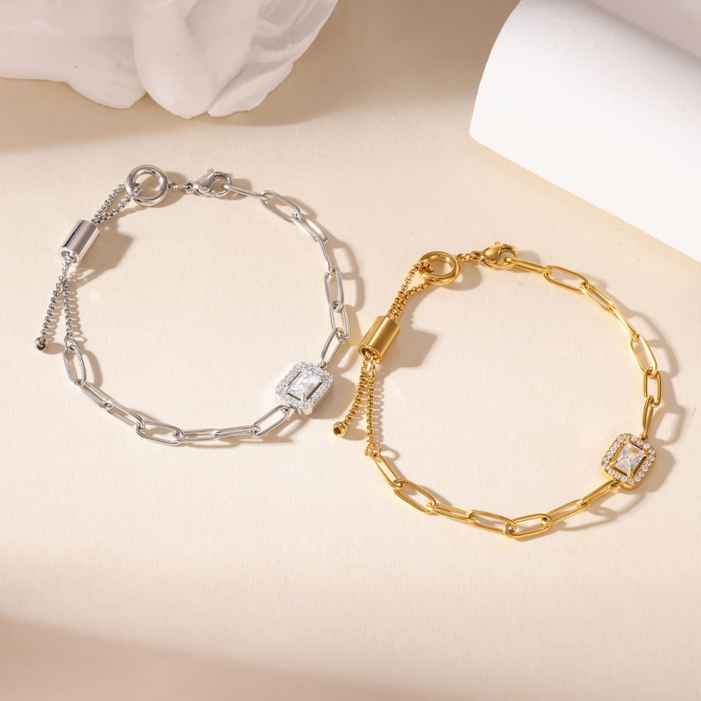 Halo Set Paperclip Slider Bracelet in PVD Stainless Steel 14K Gold