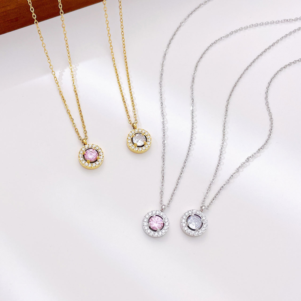 Round Halo CZ Necklace in PVD Stainless Steel 14K Gold