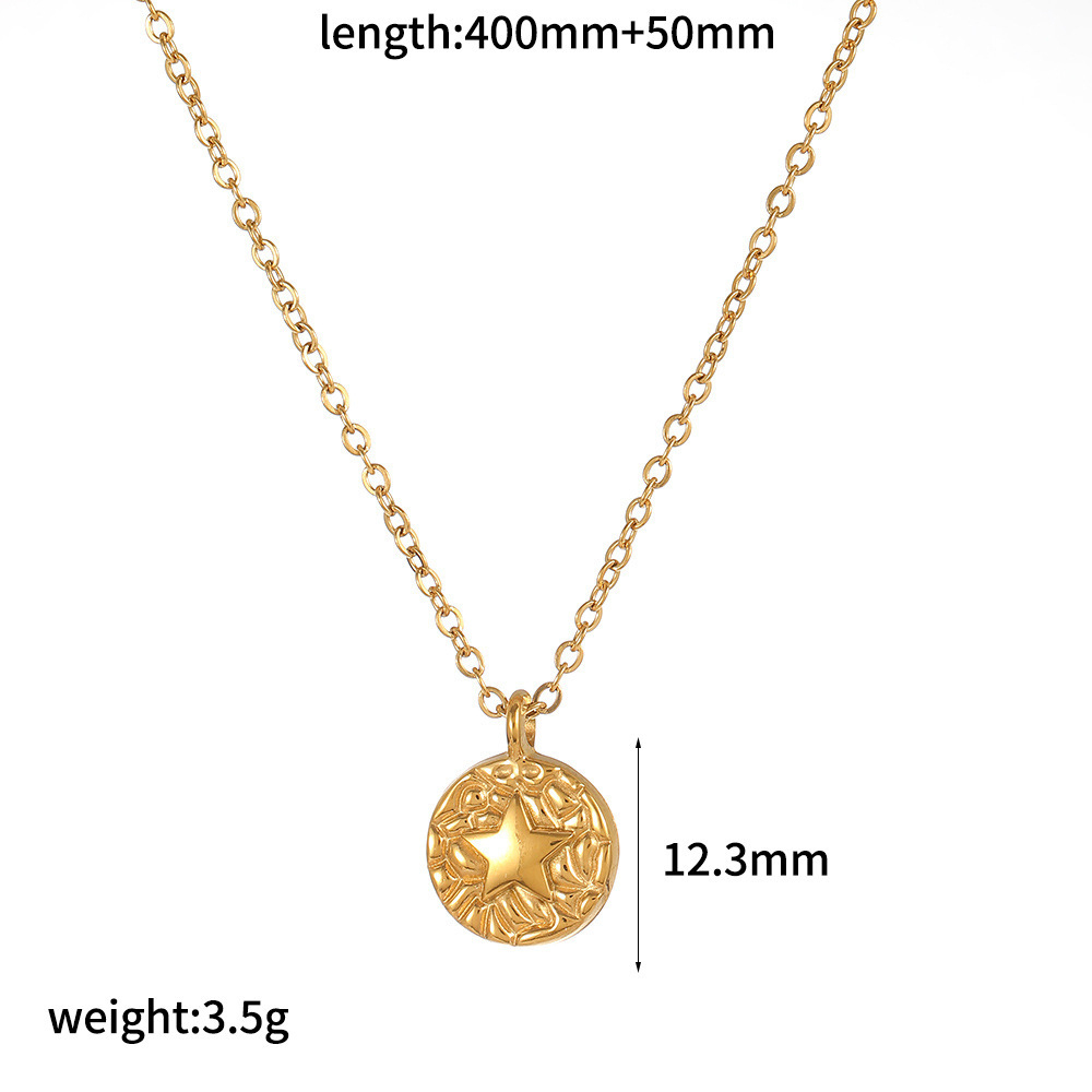 Vintage Embossed Pendant Necklace in PVD Stainless Steel 18K Gold