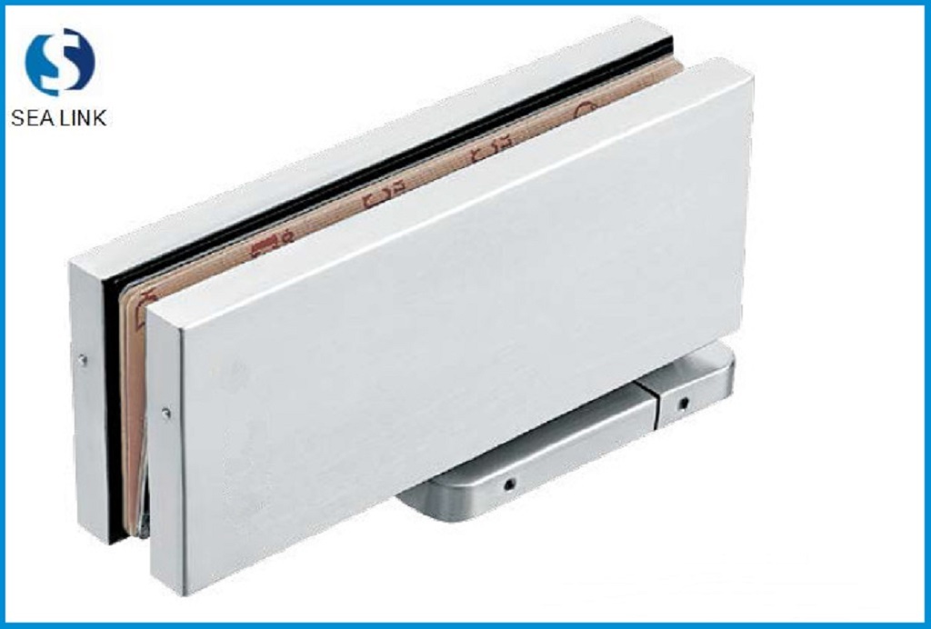 Glass door closer