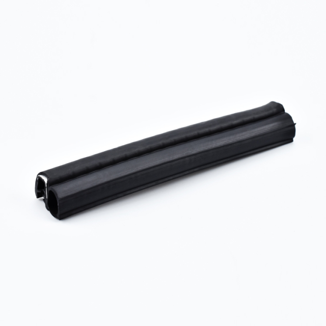 EPDM Co-Extruded Trim-Seal with steel Wire Carrier
