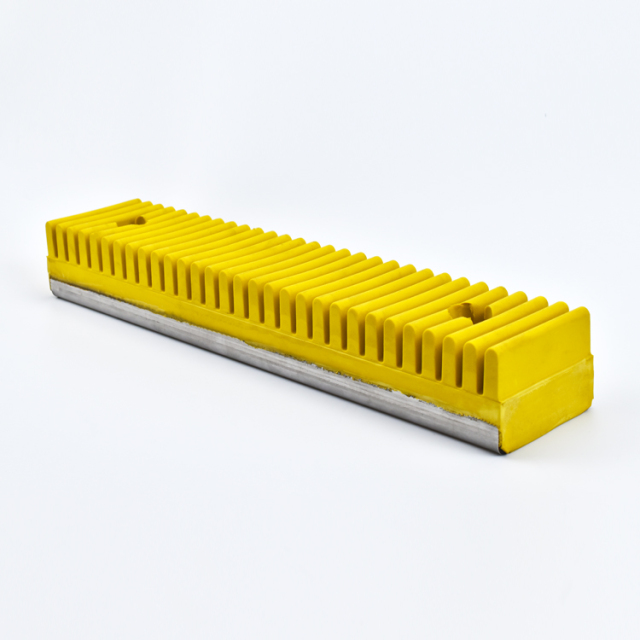 Platform Gap Filler Anti -tread Rubber Strip Rubber Gap Filler Strips