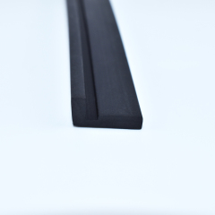 Custom Rubber Angle Profiles L Shape Rubber Seal Strip（90 Degree）For Railway System