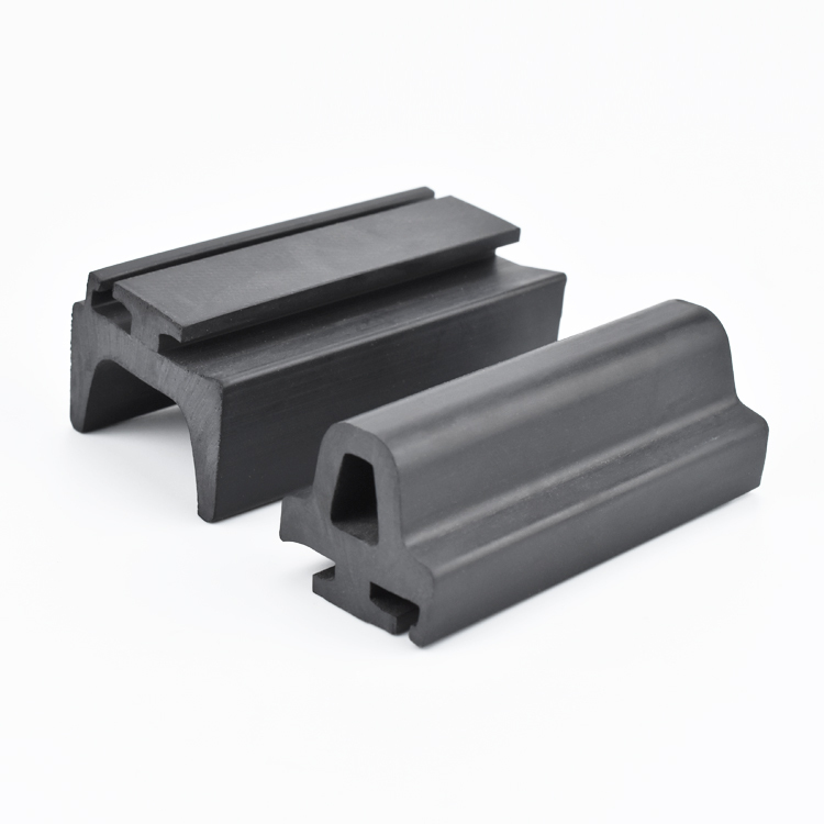 EPDM Rubber Door Sealing Strip Rubber Door Seal Strip For Rail Platform Screen Door