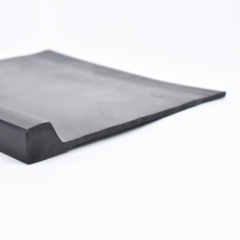 Durable Waterproof SBR Rubber Sheet for the Bottom of a Boarding Bridge Aircraft