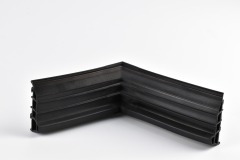 Rubber Corners Custom Mitered Vulcanized Bonded Corners Molding Flexible Corner Edge Trim