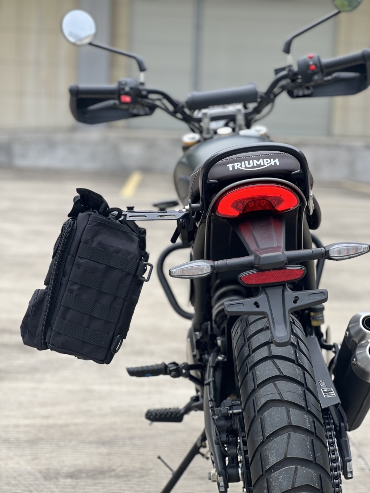 LA® - TRIUMPH Speed 400 / Scrambler 400 X - Tactical style nylon side bags