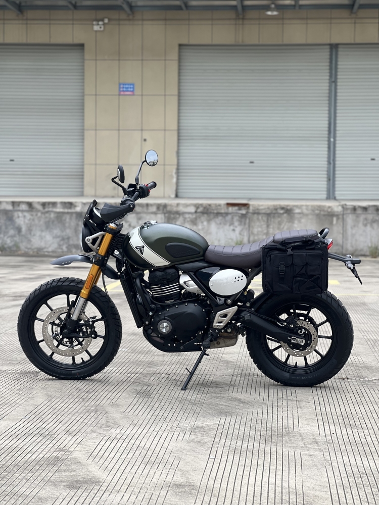 LA® - TRIUMPH Speed 400 / Scrambler 400 X - Tactical style nylon side bags