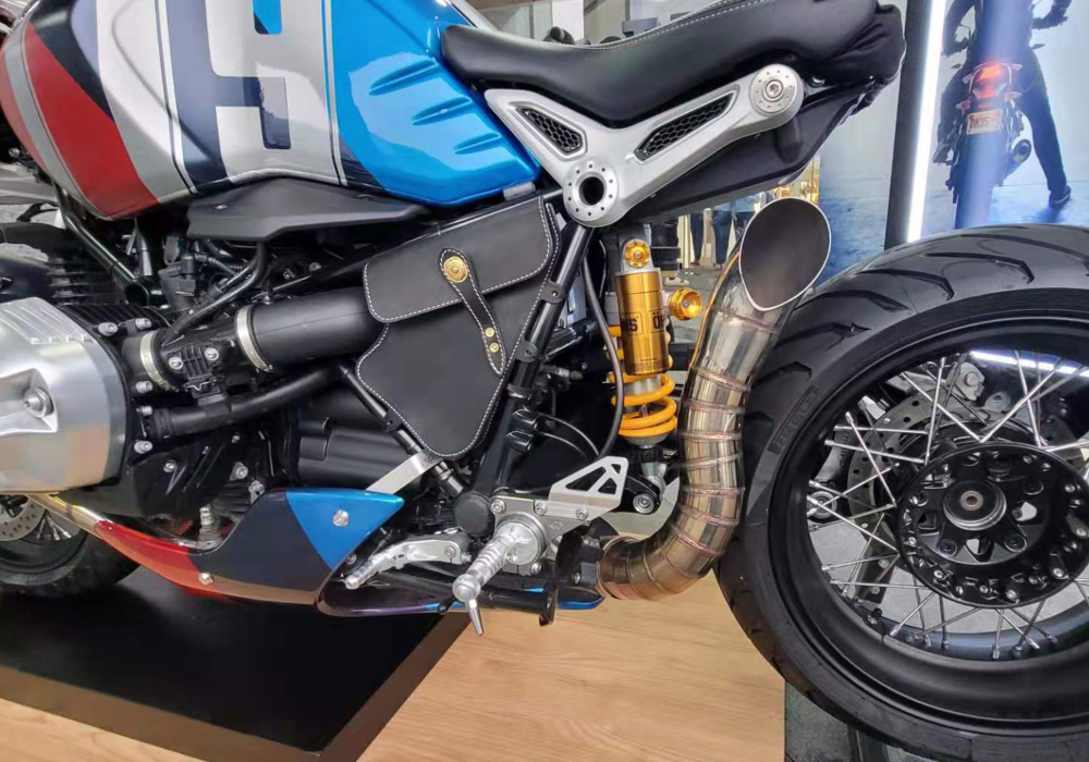Glowing™ BMW R nineT - Air intake decorative leather bag