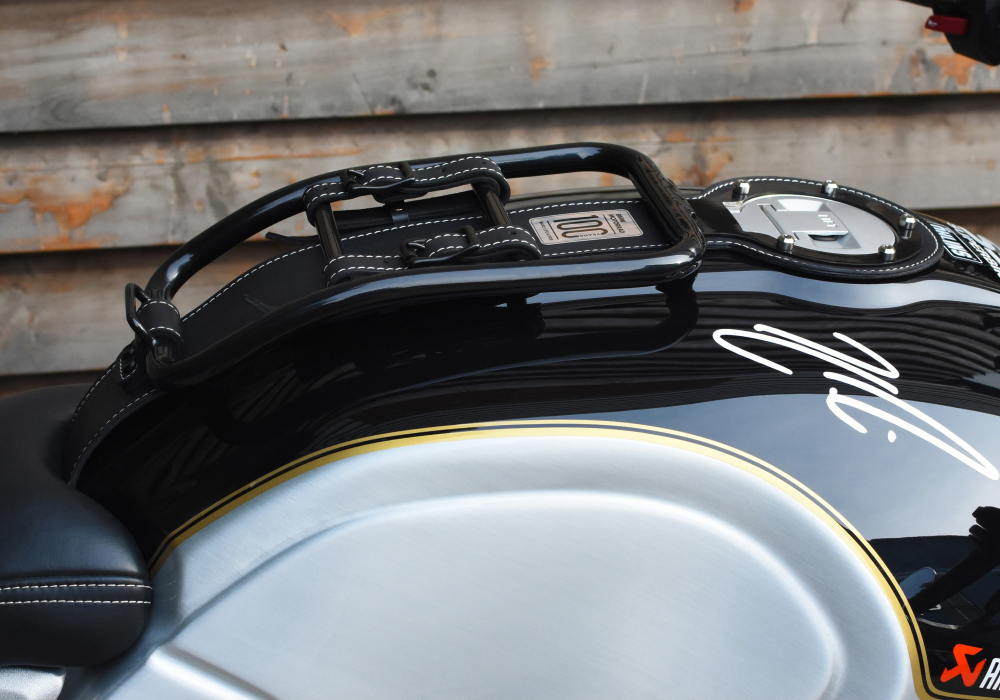 Glowing™ BMW R nineT - Fuel tank belt with bag -  Luggage rack style