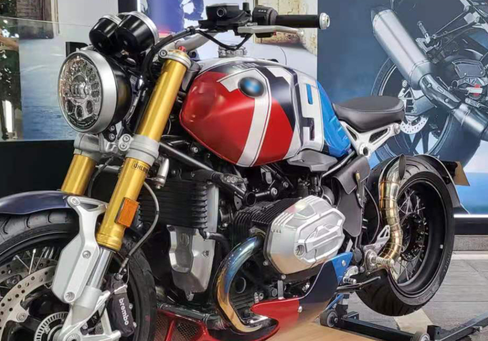 Glowing™ BMW R nineT - Air intake decorative leather bag